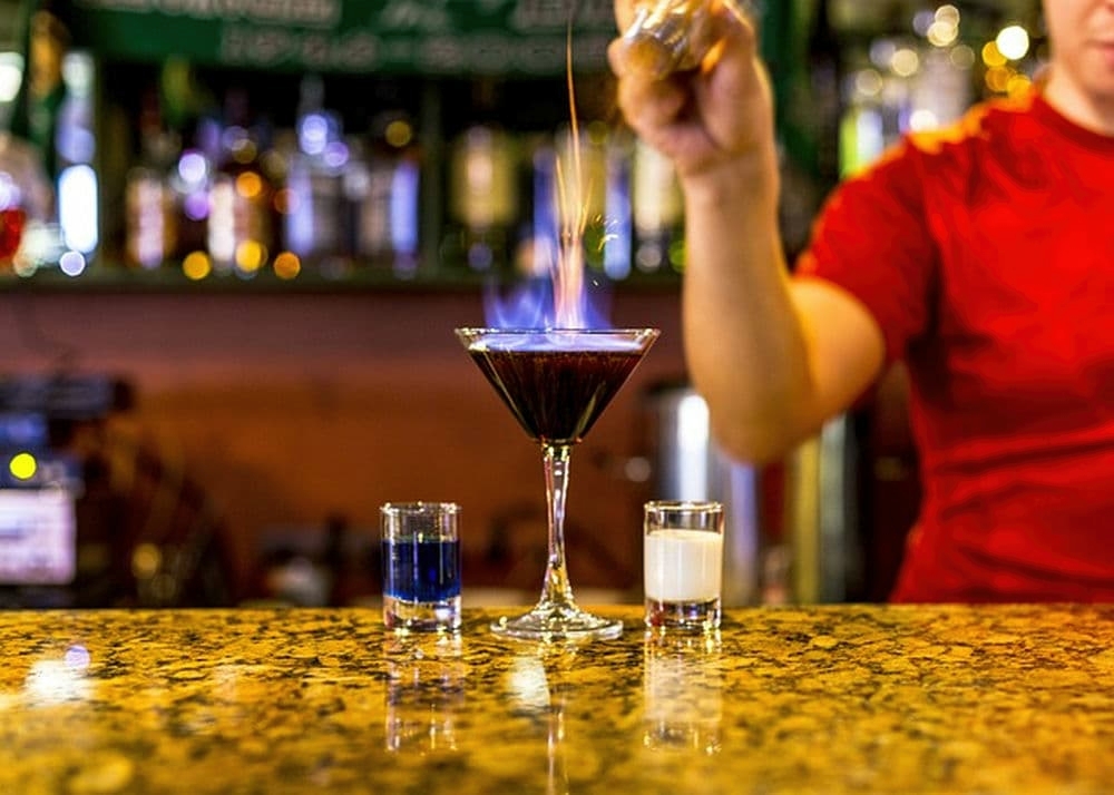 Discover the Vibrant World of Bartending Jobs in Fort Worth